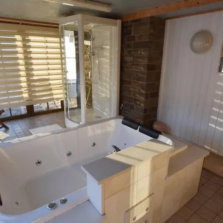 La Harde 31 Pers Malmedy, Vue, Wellness, Jardin *